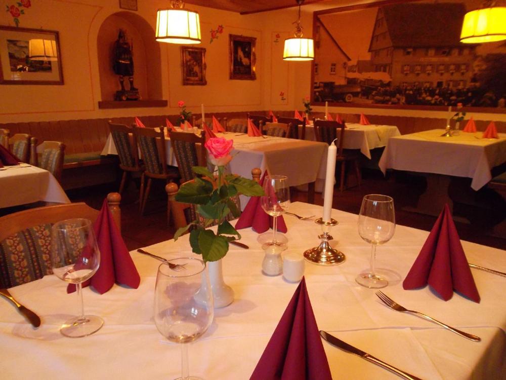Gasthaus Hotel Zum Kreuz Stetten am Kalten Markt Екстер'єр фото